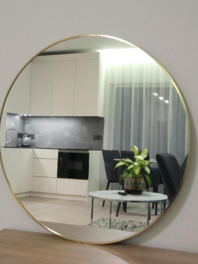 New J&R Apartment Near Girstutis, Free Private Parking & Self Check-In Kaunas Exterior foto